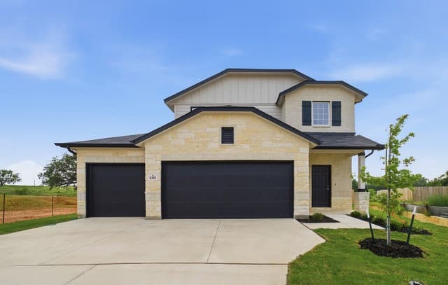 4-bedroom rental at 8302 Ingress in San Antonio, TX — photo 1