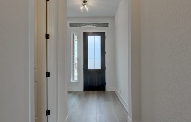 4-bedroom rental at 125 Katie Court in Castroville, TX — photo 4
