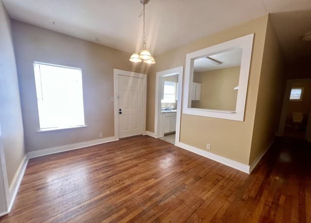 1-bedroom rental at 1506 Schley in San Antonio, TX — photo 5