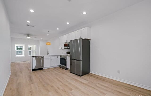 3-bedroom rental at 1518 S Walters Unit 102 in San Antonio, TX — photo 4