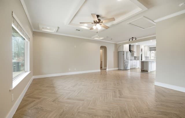 3-bedroom rental at 2046 Cincinnati Ave in San Antonio, TX — photo 4