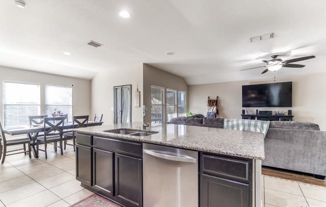 3-bedroom rental at 7514 Mission Tower in Boerne, TX — photo 5