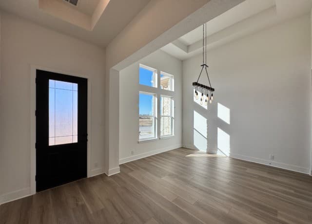 4-bedroom rental at 153 Megan's Point in Castroville, TX — photo 4