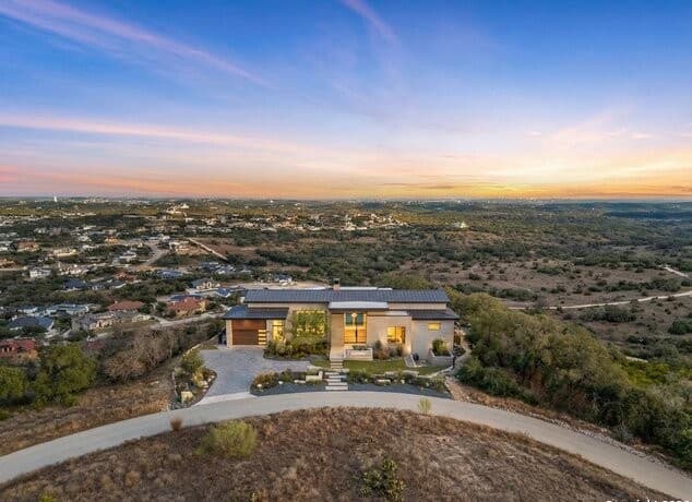 rental at 22977 Stallion Ridge in San Antonio, TX — photo 1