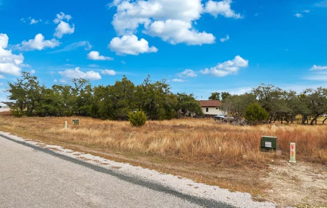 rental at 225 Levi English in Blanco, TX — photo 3
