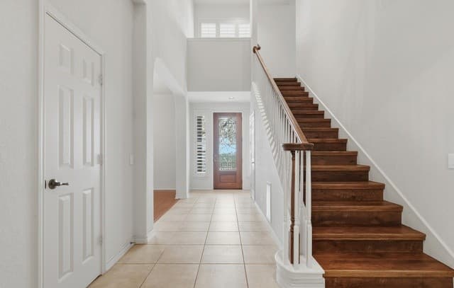 5-bedroom rental at 18339 Emerald Oaks in San Antonio, TX — photo 4