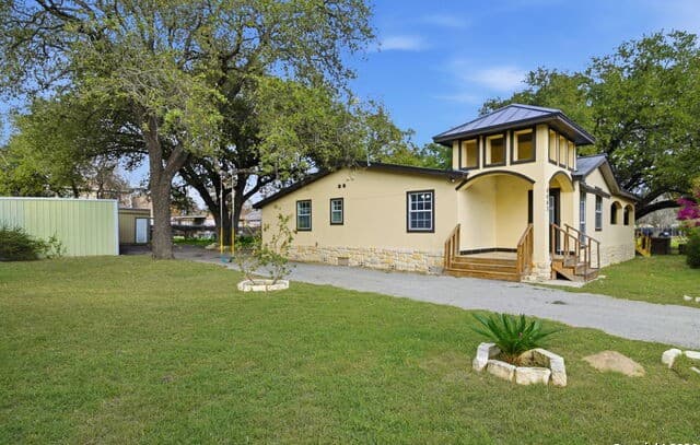 4-bedroom rental at 4443 Palace in Von Ormy, TX — photo 1