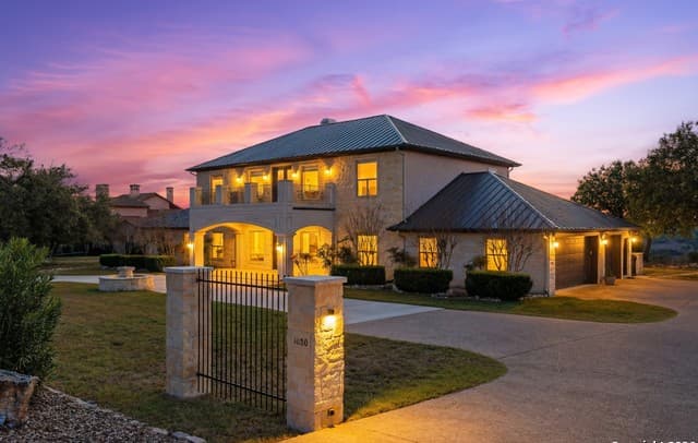 Home for sale at 1030 Mystic Pkwy in Spring Branch, TX — photo 4