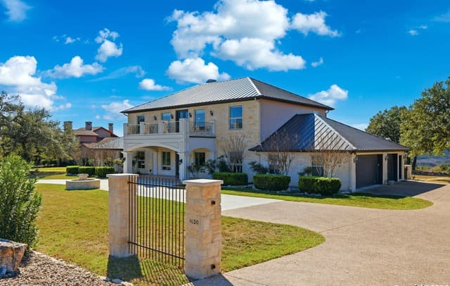 Home for sale at 1030 Mystic Pkwy in Spring Branch, TX — photo 5