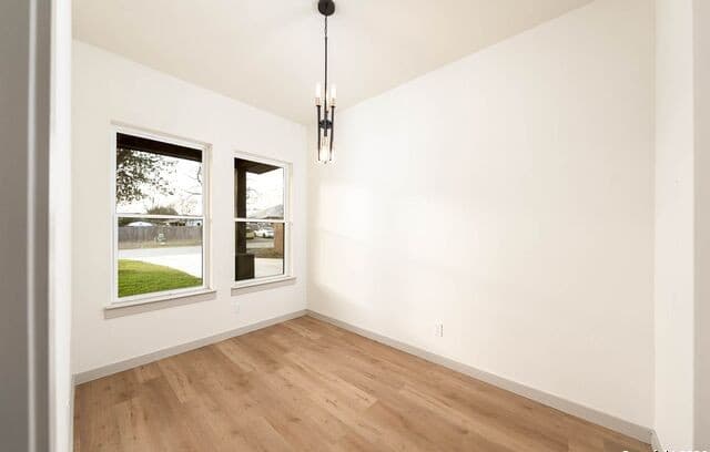 3-bedroom rental at 118 San Antonio Blvd in San Antonio, TX — photo 5