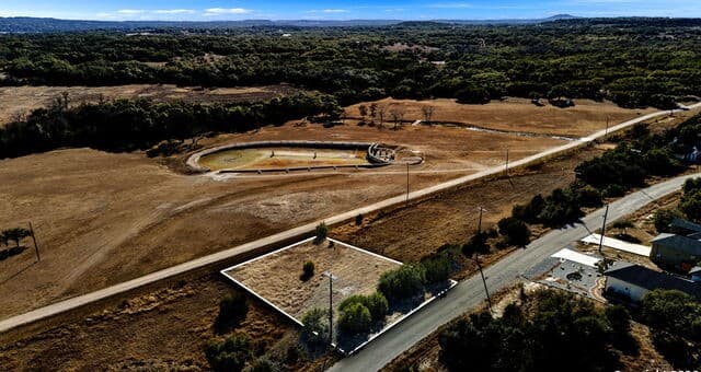 rental at 418 George Dolson in Blanco, TX — photo 2