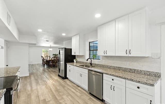 3-bedroom rental at 12912 Homeside Hollow in Schertz, TX — photo 4