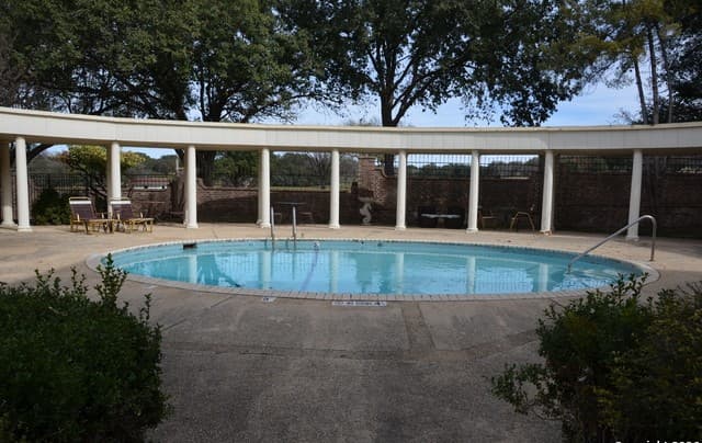 2-bedroom rental at 1819 Babcock Unit 705G in San Antonio, TX — photo 1