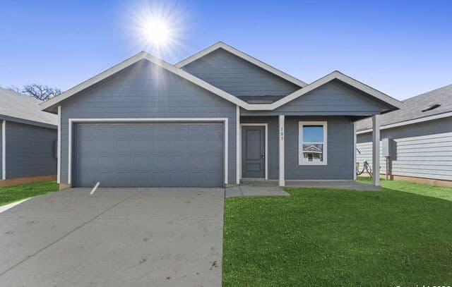 4-bedroom rental at 103 Ellendale Place in Fredericksburg, TX — photo 1