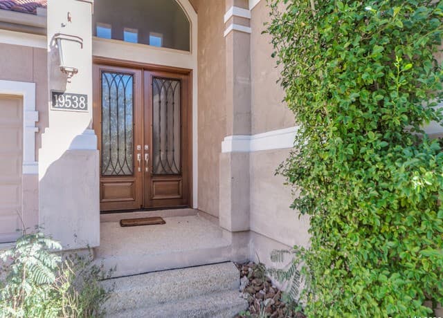 Home for sale at 19538 Brooke Place in San Antonio, TX — photo 3