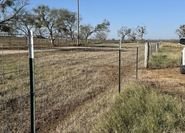 rental at TBD Byrd Rd in Pleasanton, TX — photo 5