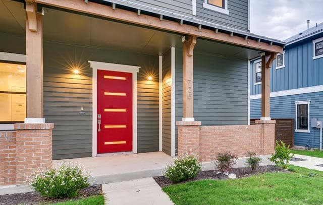 3-bedroom rental at 725 Hays in San Antonio, TX — photo 2