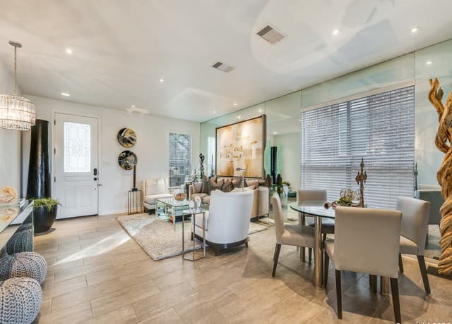5-bedroom rental at 1403 Osnats Pt in San Antonio, TX — photo 5