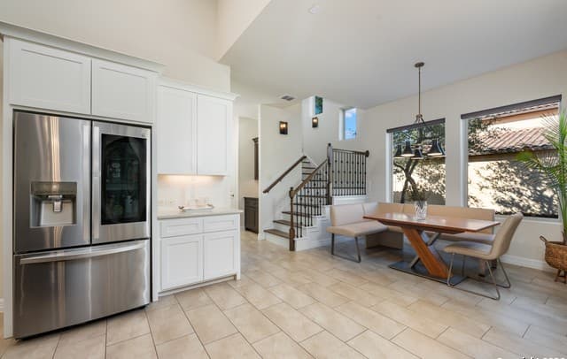 4-bedroom rental at 7106 Bluff Run in San Antonio, TX — photo 5