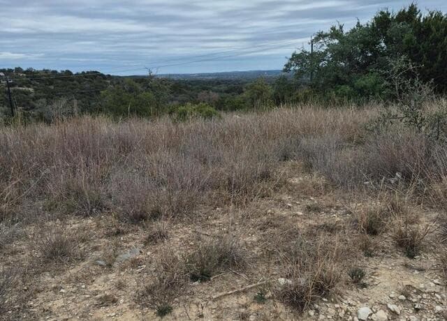 rental at 10727 Kendall Canyon in San Antonio, TX — photo 2