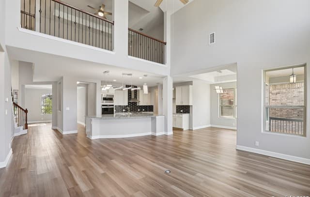 4-bedroom rental at 142 Thunderhead in Spring Branch, TX — photo 5