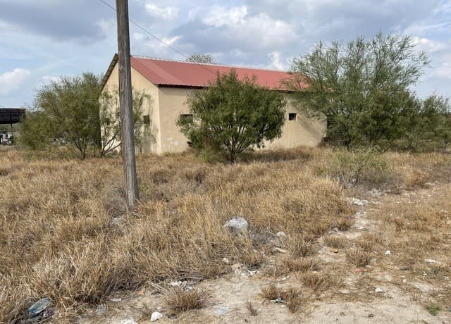 rental at TBD N Hwy 37 Access in Three Rivers, TX — photo 3