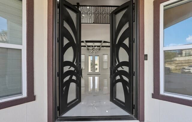 4-bedroom rental at 10014 Ivory in San Antonio, TX — photo 3