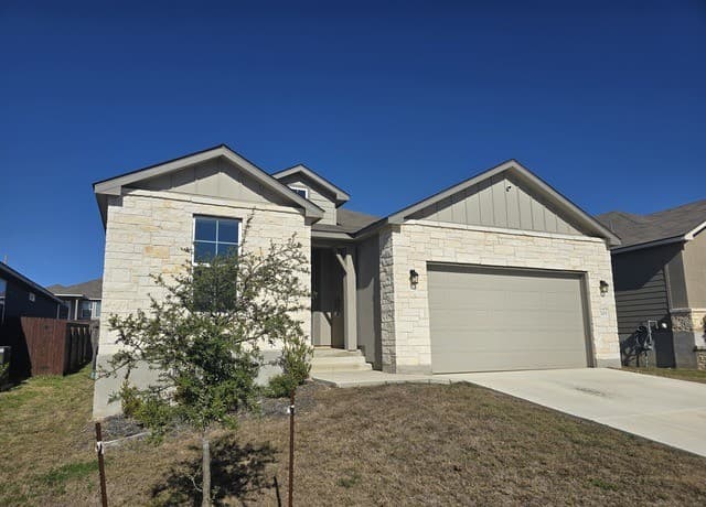 4-bedroom rental at 7005 Hayes Horizon in San Antonio, TX — photo 3