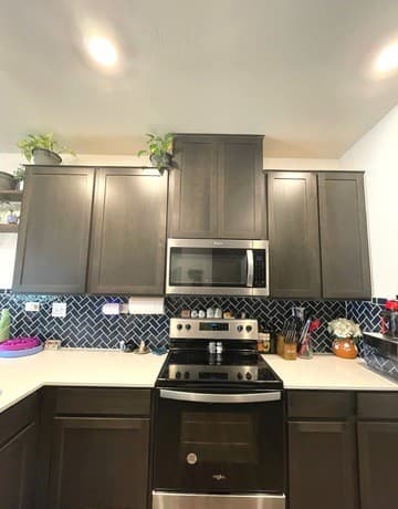 3-bedroom rental at 10643 W Military Dr in San Antonio, TX — photo 5