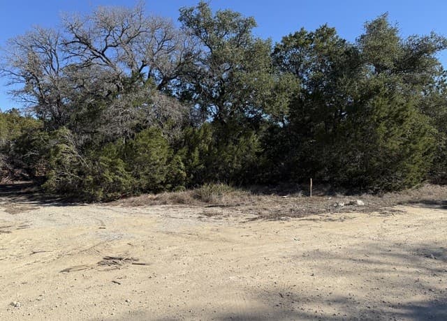 rental at 1084 Deer Valley in Spring Branch, TX — photo 1