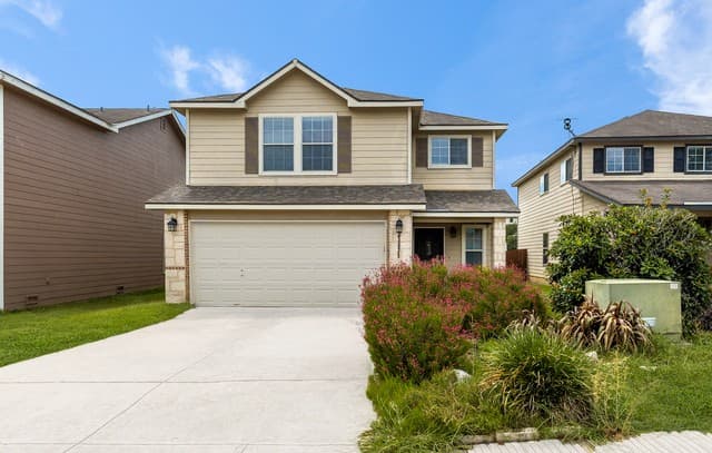 4-bedroom rental at 25035 Longbranch Run in San Antonio, TX — photo 1