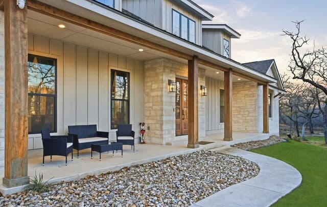 4-bedroom rental at 153 Chisum in La Vernia, TX — photo 4