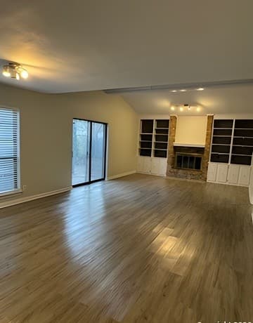 2-bedroom rental at 3220 Castledale in San Antonio, TX — photo 3