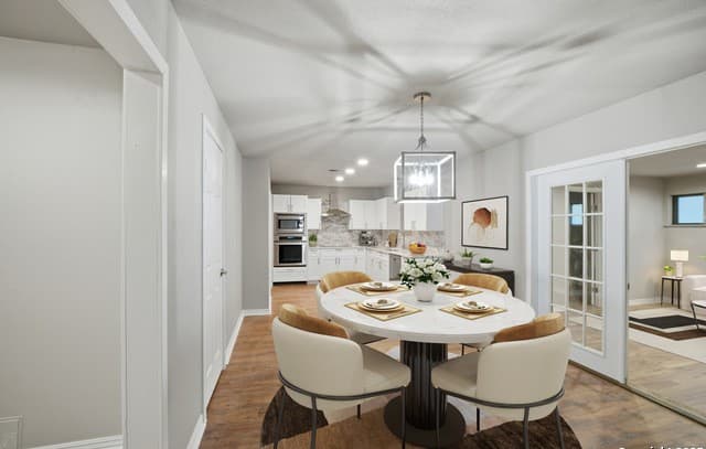 5-bedroom rental at 1013 North Blvd in Universal City, TX — photo 3