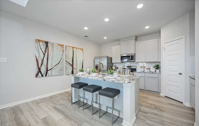 4-bedroom rental at 5934 Willow Point in San Antonio, TX — photo 4