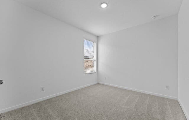 4-bedroom rental at 2307 Fort Davis Pass in Marion, TX — photo 4