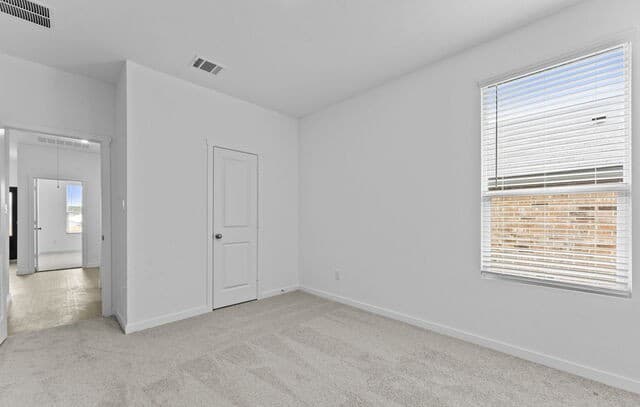 4-bedroom rental at 2307 Fort Davis Pass in Marion, TX — photo 5