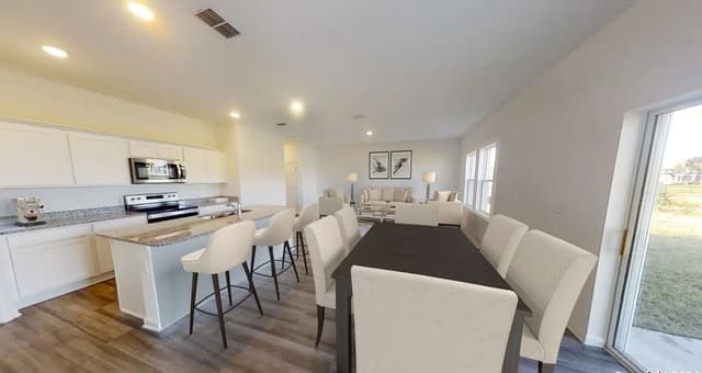 4-bedroom rental at 835 Middlebury Farms in San Antonio, TX — photo 2
