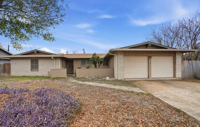 4-bedroom rental at 4106 Monaco Drive in San Antonio, TX — photo 1
