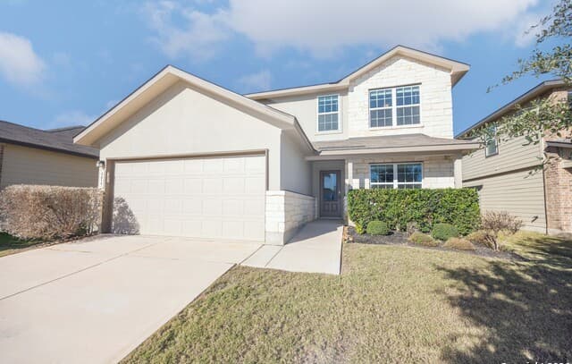 5-bedroom rental at 4827 Forward Swing in San Antonio, TX — photo 1