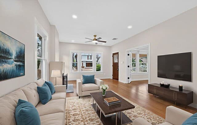 3-bedroom rental at 214 Ira in San Antonio, TX — photo 5