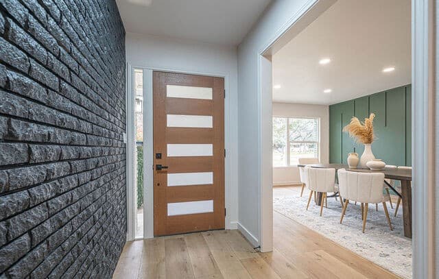 Home for sale at 355 Donella in Hollywood Park, TX — photo 2