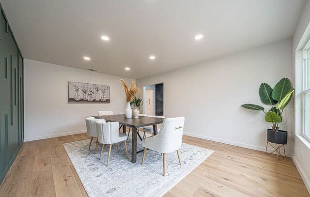 Home for sale at 355 Donella in Hollywood Park, TX — photo 4