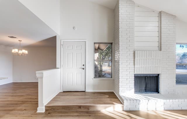 3-bedroom rental at 6318 Club Oaks in San Antonio, TX — photo 3