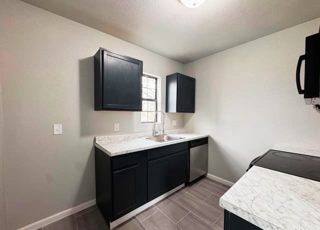 rental at 434 Buckingham Ave in San Antonio, TX — photo 4