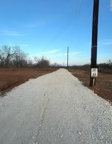 rental at 134 County Road 2644 in Moore, TX — photo 2