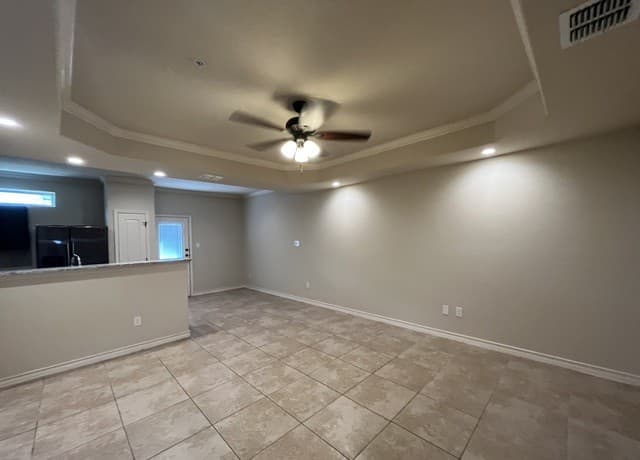 3-bedroom rental at 6534 Marcel Way Unit 102 in San Antonio, TX — photo 2