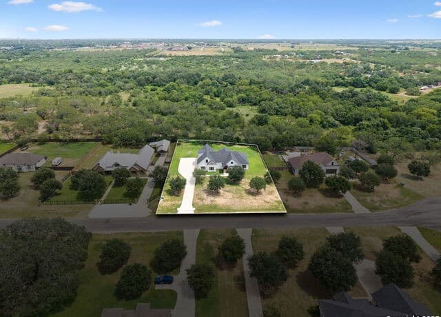 4-bedroom rental at 177 E Short Meadow Dr in Lytle, TX — photo 1