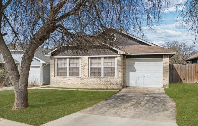 Home for sale at 6315 Candlecrest Ct in San Antonio, TX — photo 1