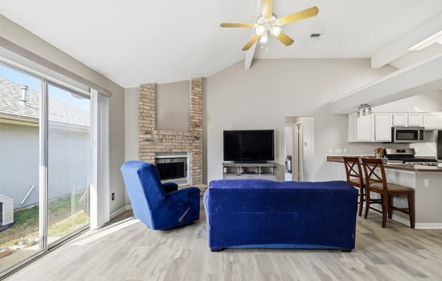Home for sale at 6315 Candlecrest Ct in San Antonio, TX — photo 5